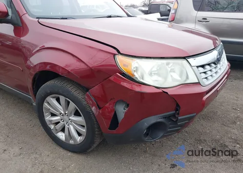 2013 Subaru Forester 2.5X Premium from USA, damaged, VIN JF2SHADCXDH428873